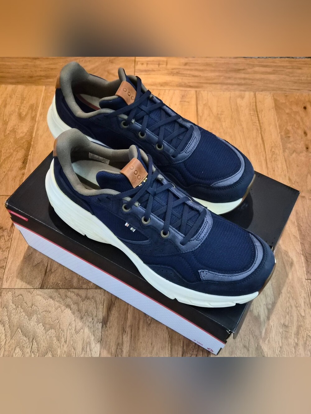 Saucony Guide Metro Navy Casual Sneakers - Picture 5 of 8